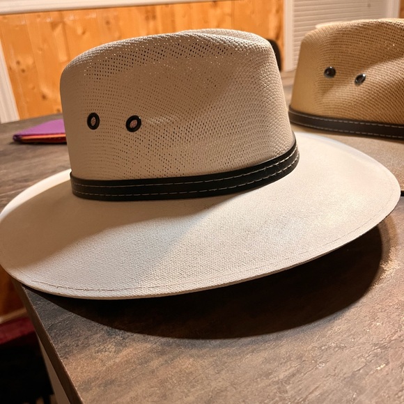 Hat bundle - Picture 5 of 6